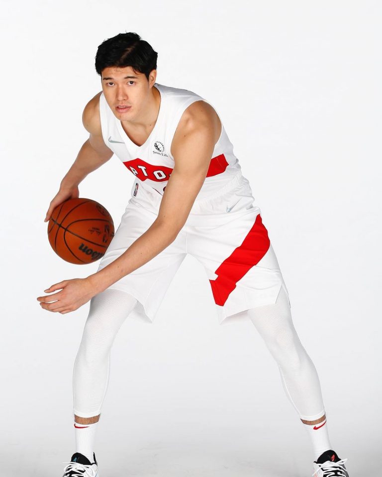 Yuta Watanabe Earns Standing Ovation From Nets Crowd For His 3-point ...