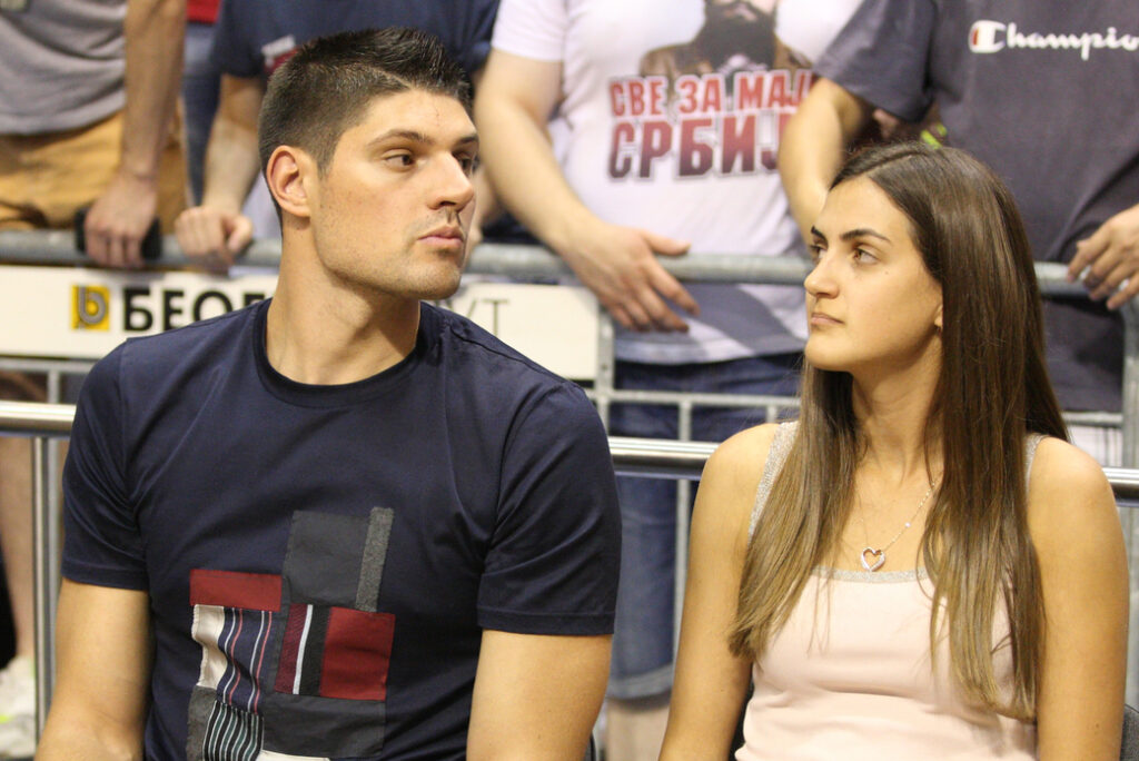Vucevic with his wife 1024x684 1