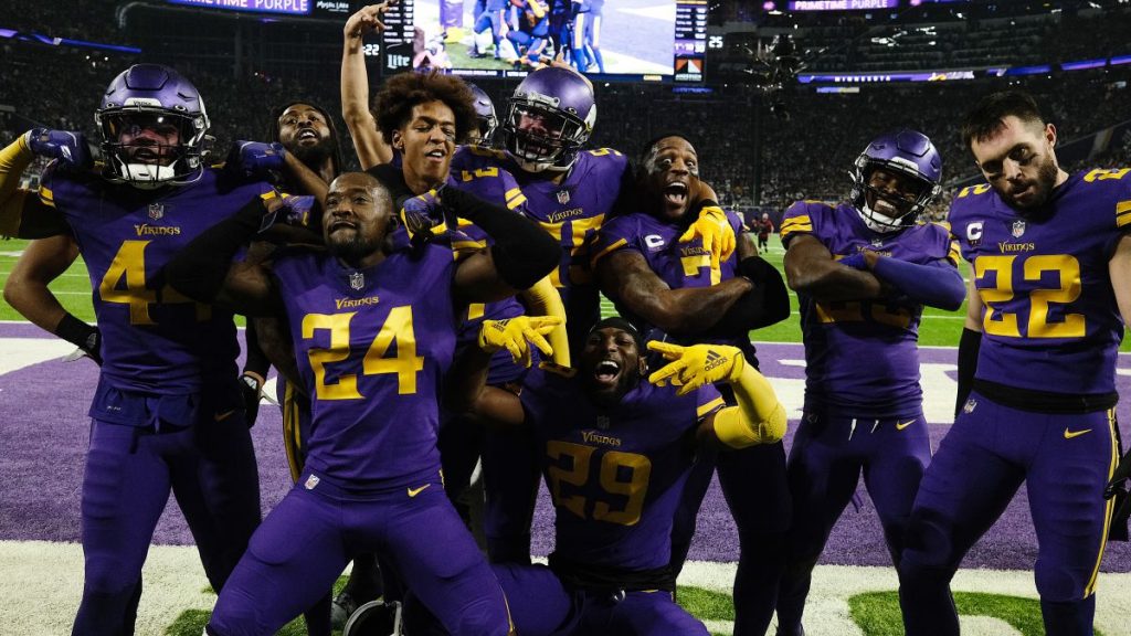 Minnesota Vikings Schedule 2022: Opponents, Dates, Times, TV Streams ...