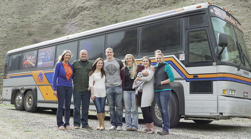 Who is Madalynn Tucker, Wife of Leighton Vander Esch? His Parents