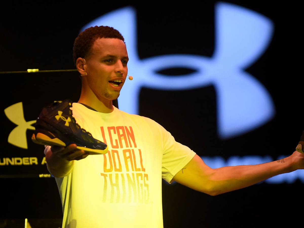 BLUNDER! Stephen Curry signing with Under Armour cost Nike a whopping $14  billion – FirstSportz