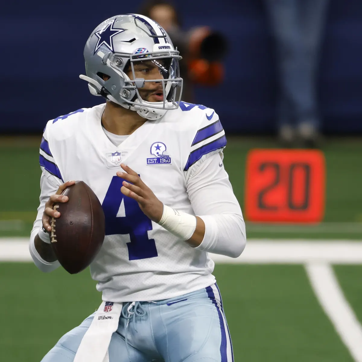 Dallas Cowboys : Dak Prescott & DeMarcus Injury Updates