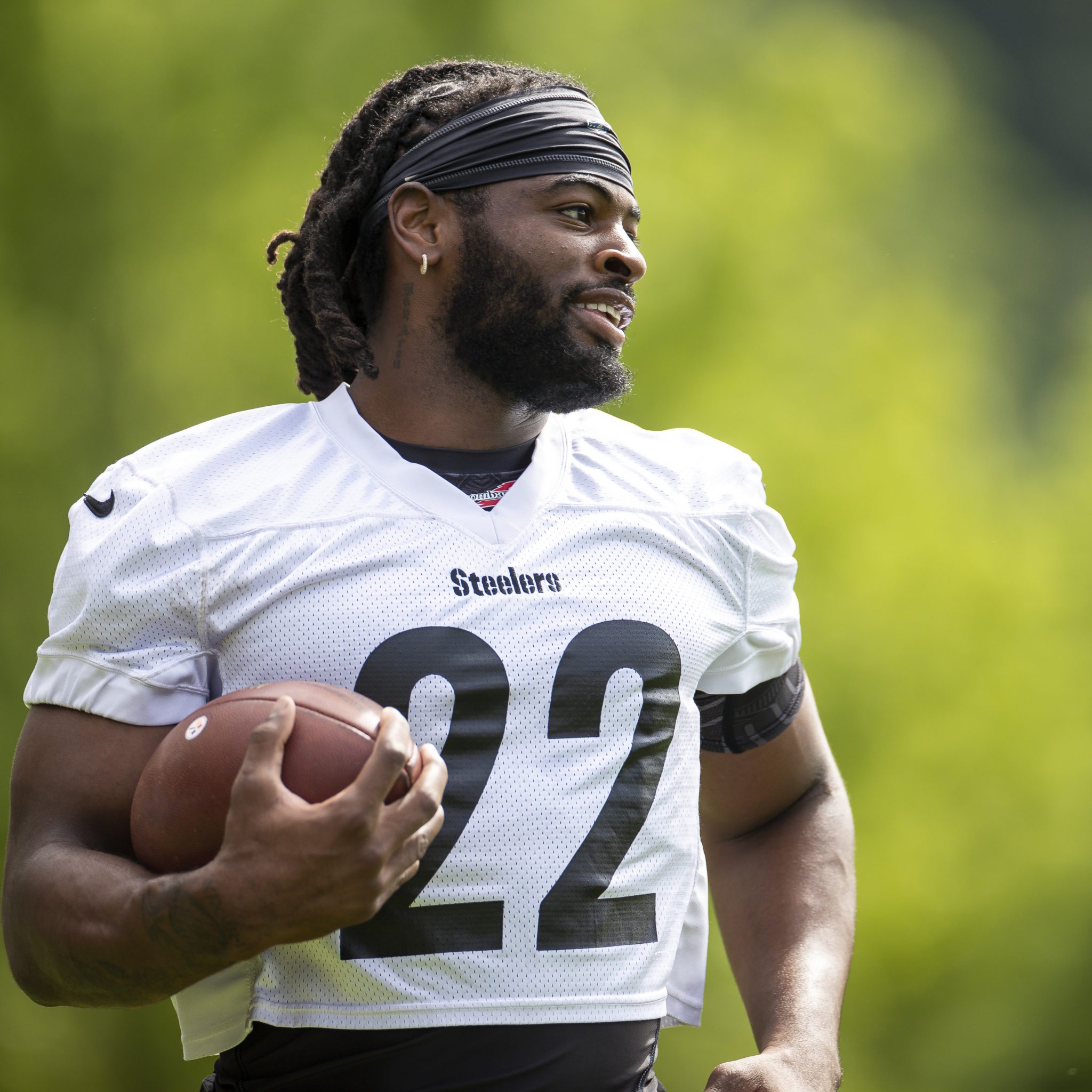 Pittsburgh Steelers' Najee Harris RB NFL Fantasy Data & Stats