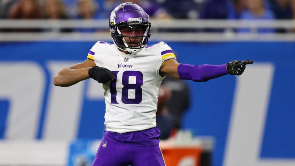 Top 10 Wide Receivers In NFL Heading Into The 2023 Season - yebscore.com