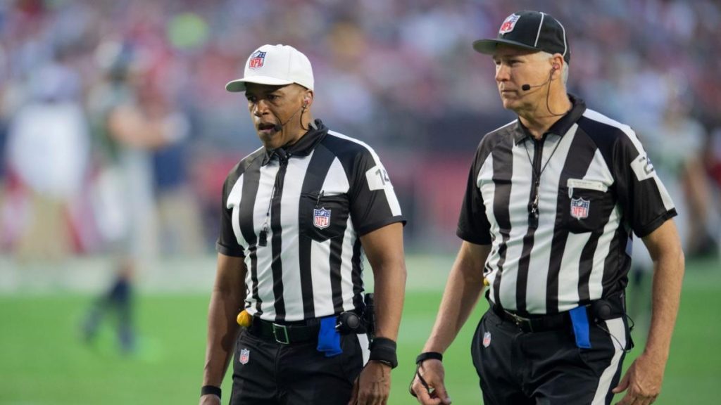 How much do NFL referees make? NFL officials' salary revealed