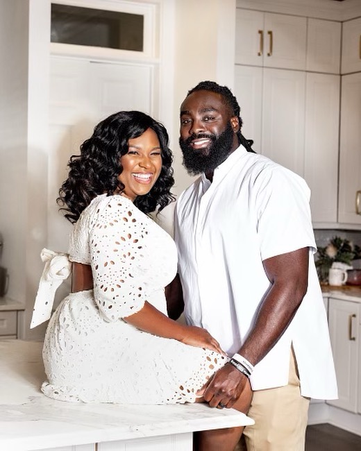 Who is Tamela Gill-Davis, Wife of Demario Davis? His Parents, Family ...