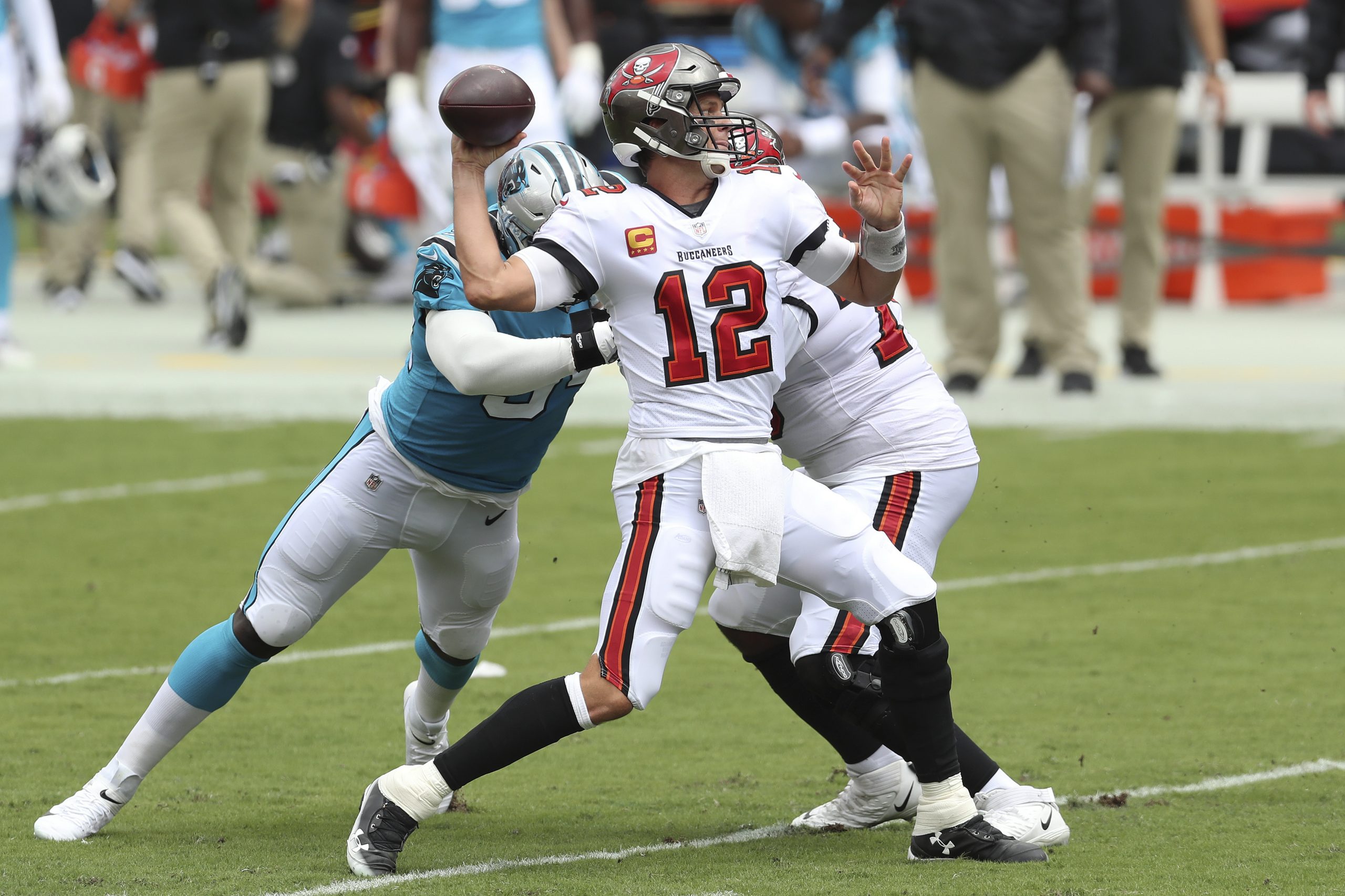 Deion Sanders upset with roughing the passer penalty on Bucs