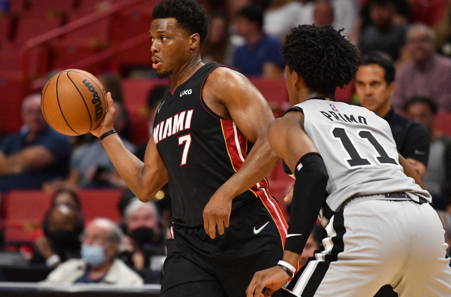 Kyle Lowry Net Worth, Endorsement, Salary, Wingspan, Rings and More