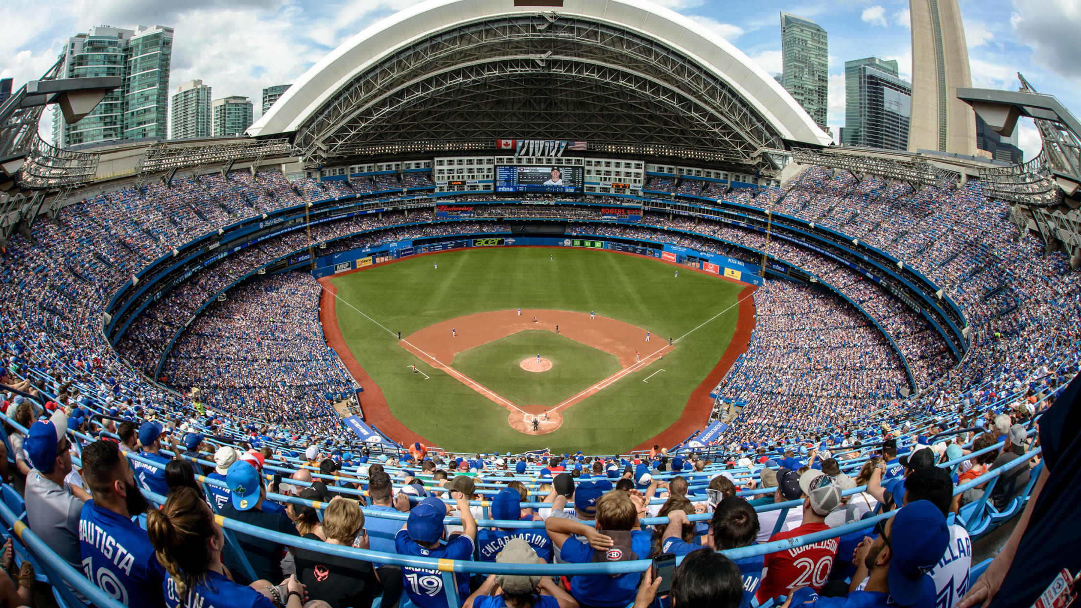 Rogers Centre Guide – Where to Park, Eat, and Get Cheap Tickets