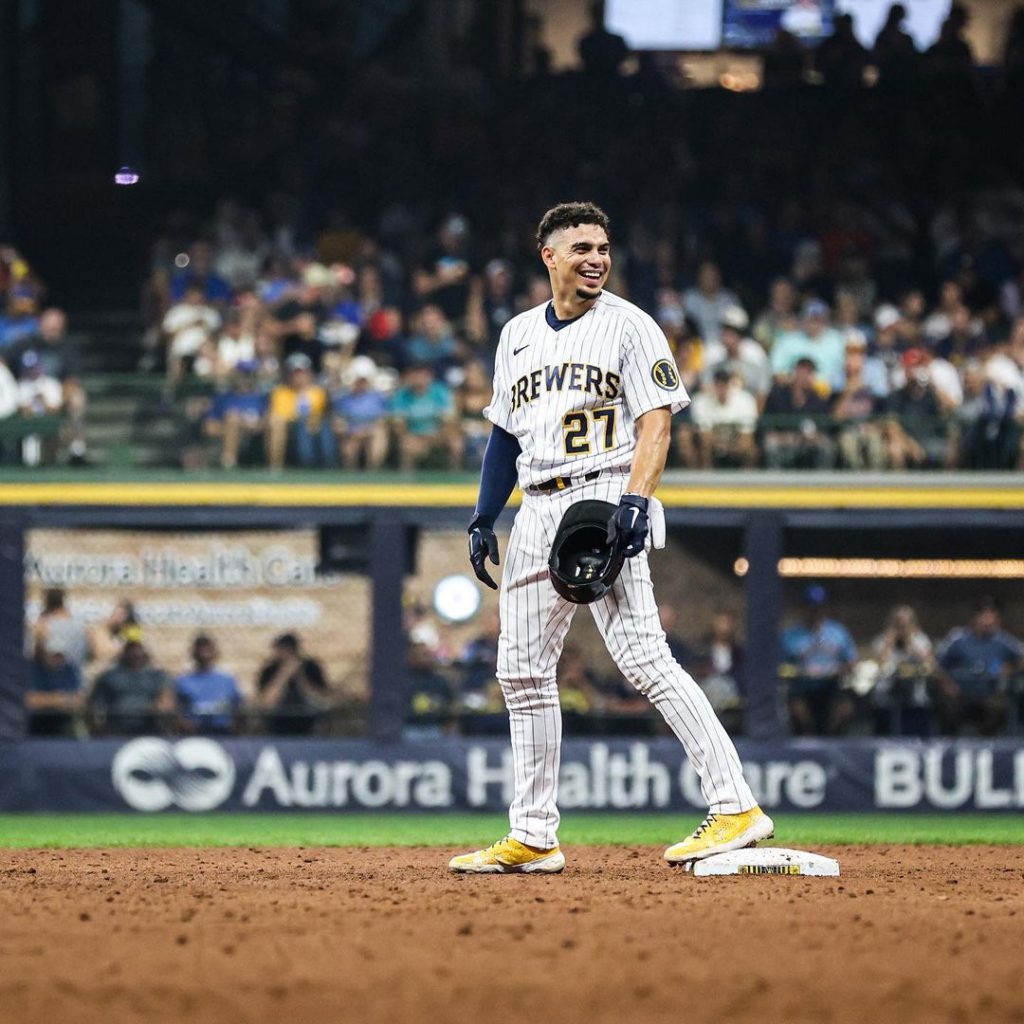 Who is Willy Adames girlfriend? His parents, family, networth