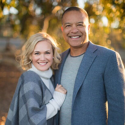 Who is Tricia, wife of Dave Roberts? His parents, family, salary, net
