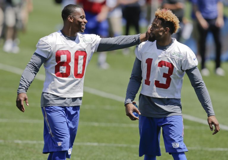 Victor Cruz