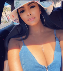 Feven Kay had a Nice Naked Drinking Session then Morning News