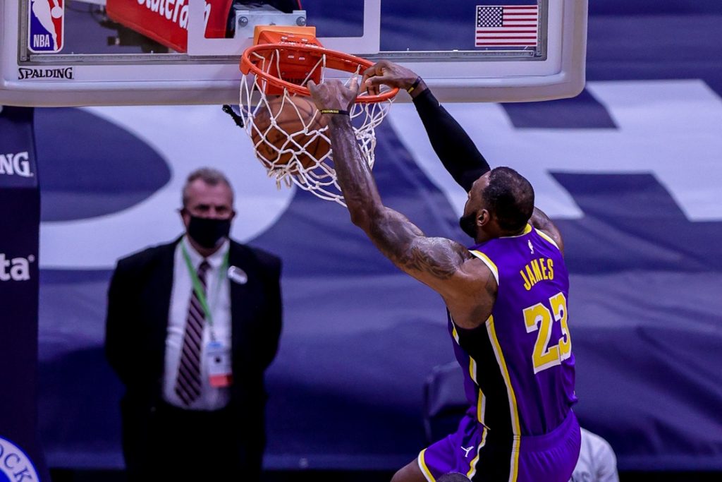 Should LeBron James and LA Lakers be afraid of play-in