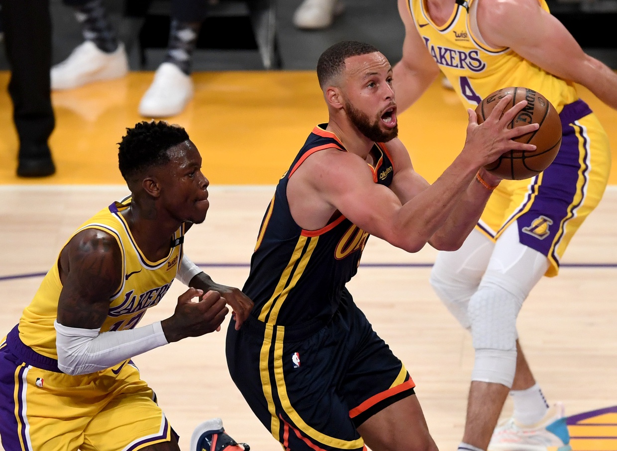 stephen curry wearing under armour shoes