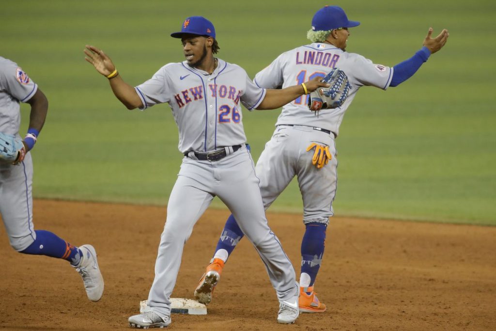 Francisco Lindor Hits 2 HRs As Mets Top Nationals In Game 1