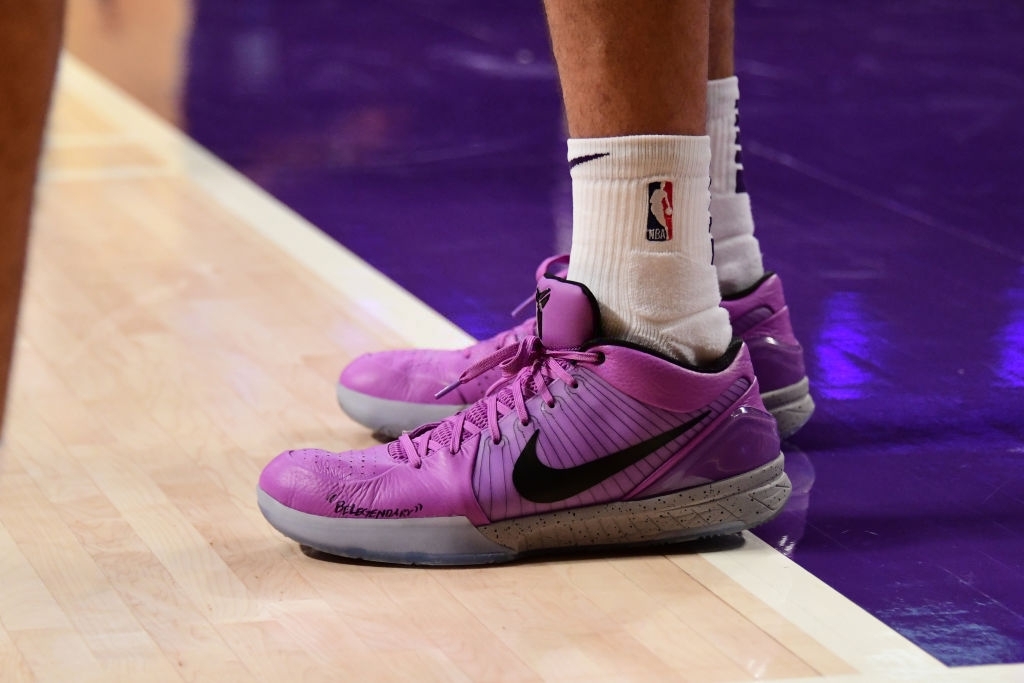 Devin Booker's sneaker with Kobe's quote