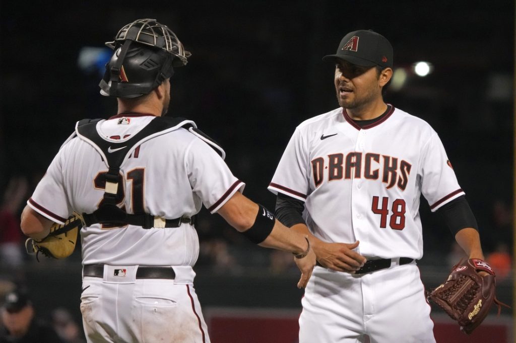 MLB Roundup