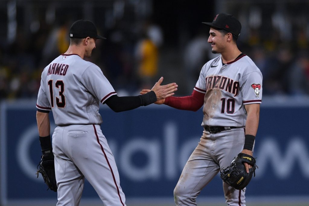 Diamondbacks end